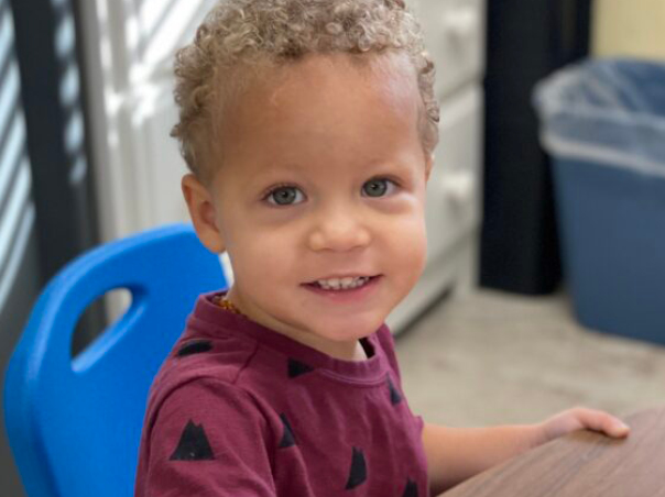 cute boy at Spanish Legacy preschool 800x600